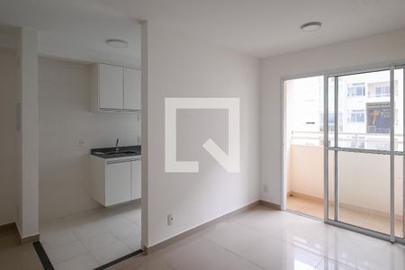 Sala de apartamento para alugar com 2 quartos, 55m² em Parque Fongaro, São Paulo