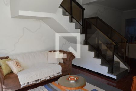 Sala de casa à venda com 3 quartos, 370m² em Tropical, Contagem