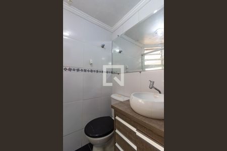 Banheiro de apartamento à venda com 2 quartos, 55m² em Bandeiras, Osasco