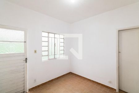 Sala de casa para alugar com 1 quarto, 35m² em Campo Grande, Rio de Janeiro