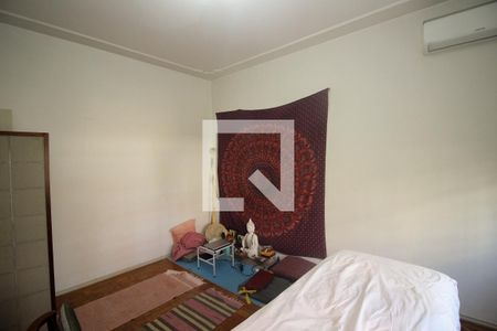 Casa à venda com 465m², 5 quartos e 3 vagasQuarto 2