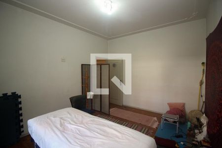 Casa à venda com 465m², 5 quartos e 3 vagasQuarto 2