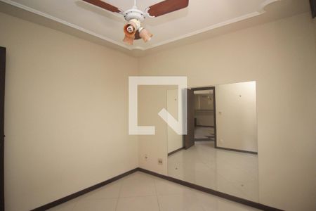 Casa à venda com 465m², 5 quartos e 3 vagasQuarto 1