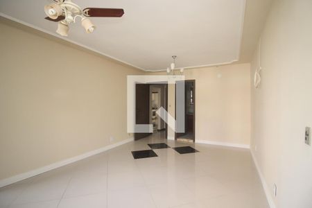 Casa à venda com 465m², 5 quartos e 3 vagasQuarto Suíte