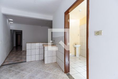 Casa para alugar com 100m², 2 quartos e 1 vaga Casa para alugar com 100m², 2 quartos e 1 vagaÁrea de Serviço