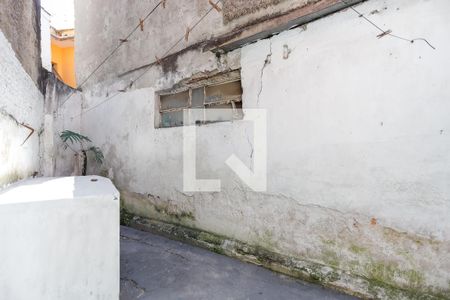 Casa para alugar com 100m², 2 quartos e 1 vaga Casa para alugar com 100m², 2 quartos e 1 vagaQuintal