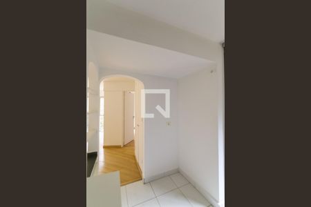 Cozinha de apartamento para alugar com 1 quarto, 45m² em Real Parque, São Paulo