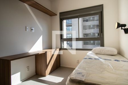 Apartamento à venda com 65m², 2 quartos e 1 vagaQuarto- janela