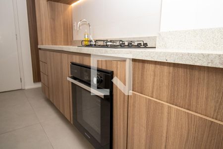 Apartamento à venda com 65m², 2 quartos e 1 vagaCozinha- bancada fogão e forno
