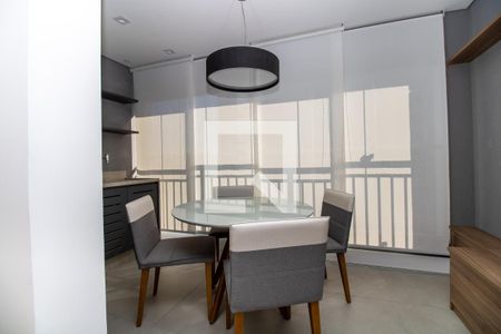 Apartamento à venda com 65m², 2 quartos e 1 vagaBancada churrasqueira e painel rolô
