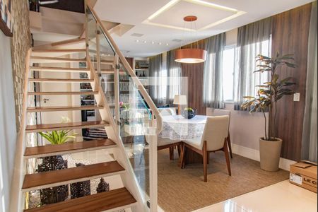 Apartamento à venda com 94m², 2 quartos e 2 vagasSala