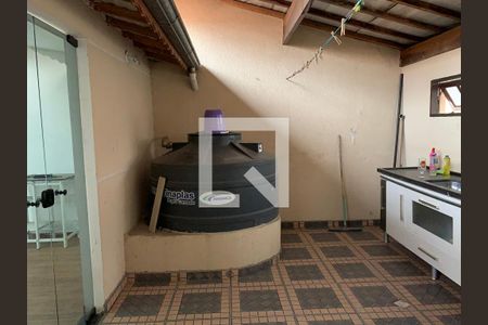 Casa à venda com 320m², 2 quartos e 8 vagasÁrea comum - Churrasqueira