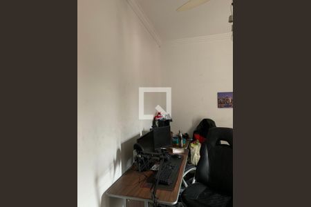 Casa à venda com 320m², 2 quartos e 8 vagasQuarto 2