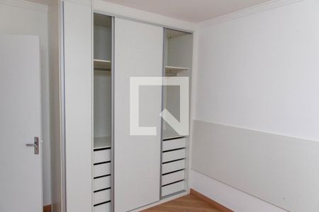 Quarto 2 de apartamento para alugar com 2 quartos, 43m² em Serraria, Diadema