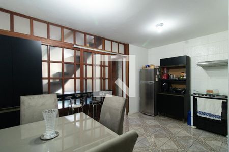 Casa de condomínio à venda com 89m², 2 quartos e 1 vagaCozinha e Área de Serviço