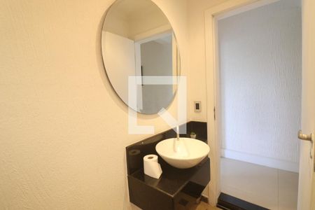 Casa à venda com 242m², 3 quartos e 6 vagasLavabo