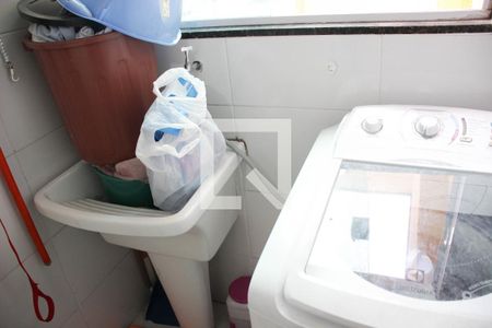 Casa de condomínio à venda com 41m², 2 quartos e 1 vaga Casa de condomínio à venda com 41m², 2 quartos e 1 vagaÁrea de Serviço