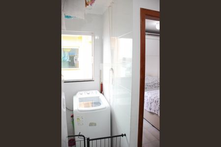 Casa de condomínio à venda com 41m², 2 quartos e 1 vaga Casa de condomínio à venda com 41m², 2 quartos e 1 vagaÁrea de Serviço