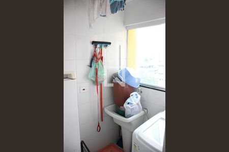 Casa de condomínio à venda com 41m², 2 quartos e 1 vaga Casa de condomínio à venda com 41m², 2 quartos e 1 vagaÁrea de Serviço