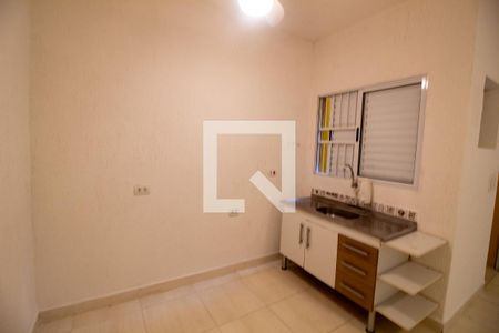 Cozinha de casa para alugar com 1 quarto, 31m² em Jardim Internacional, São Paulo