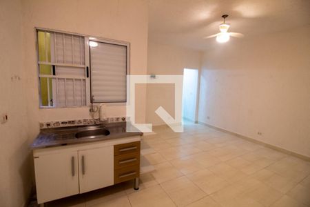 Cozinha de casa para alugar com 1 quarto, 31m² em Jardim Internacional, São Paulo