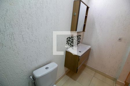 Banheiro de casa para alugar com 1 quarto, 31m² em Jardim Internacional, São Paulo