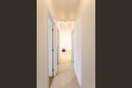 Apartamento à venda com 75m², 3 quartos e 2 vagasCorredor