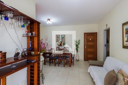 Apartamento à venda com 92m², 3 quartos e 1 vaga Apartamento à venda com 92m², 3 quartos e 1 vagaSala