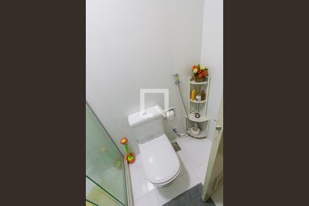 Apartamento à venda com 92m², 3 quartos e 1 vaga Apartamento à venda com 92m², 3 quartos e 1 vagaBanheiro da Suíte