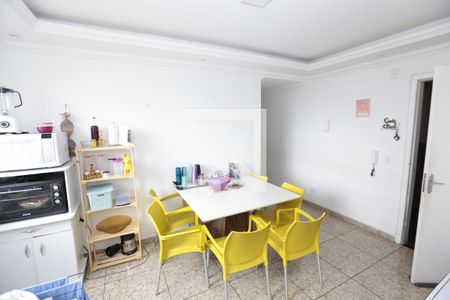 Sala de apartamento à venda com 3 quartos, 50m² em Jardim Industrial, Contagem