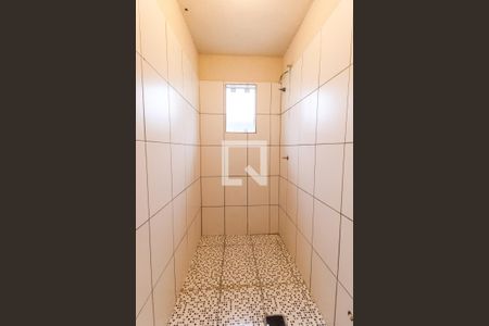 Banheiro Social de casa para alugar com 1 quarto, 25m² em Parolin, Curitiba