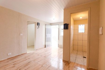 Kitnet/Sala/Quarto de casa para alugar com 1 quarto, 25m² em Parolin, Curitiba
