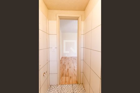 Banheiro Social de casa para alugar com 1 quarto, 25m² em Parolin, Curitiba