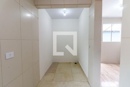 Cozinha de casa para alugar com 1 quarto, 25m² em Parolin, Curitiba