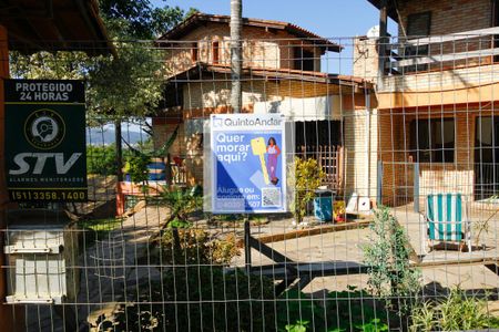 Casa à venda com 460m², 4 quartos e 2 vagasFachada