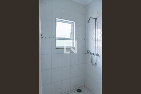 Casa à venda com 300m², 3 quartos e 4 vagasBanheiro da suíte 2