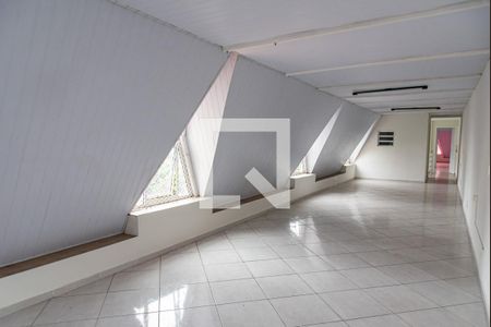 Casa à venda com 300m², 3 quartos e 4 vagasSótão 1