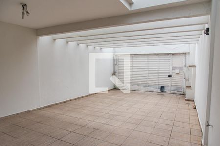 Casa à venda com 300m², 3 quartos e 4 vagasGaragem