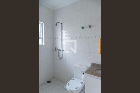 Casa à venda com 300m², 3 quartos e 4 vagasBanheiro da suíte 2