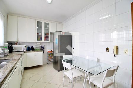 Casa à venda com 200m², 3 quartos e 4 vagasCozinha