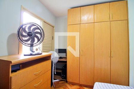 Casa à venda com 200m², 3 quartos e 4 vagasQuarto 2