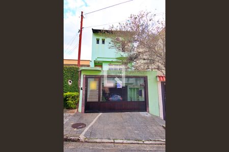 Casa à venda com 200m², 3 quartos e 4 vagasFachada