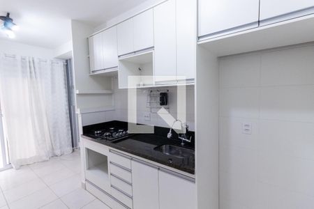 Cozinha de apartamento à venda com 1 quarto, 28m² em Vila Penteado, São Paulo