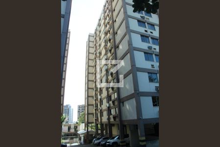 Apartamento para alugar com 80m², 2 quartos e 1 vagaFachada do bloco