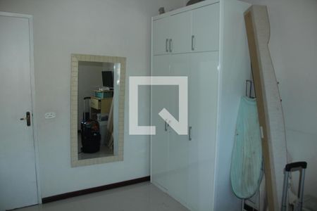 Quarto 1 de apartamento para alugar com 2 quartos, 80m² em Caonze, Nova Iguaçu