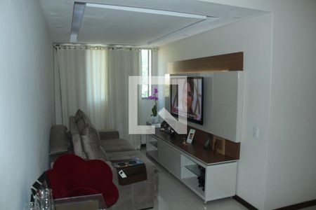 Detalhe Sala de apartamento para alugar com 2 quartos, 80m² em Caonze, Nova Iguaçu