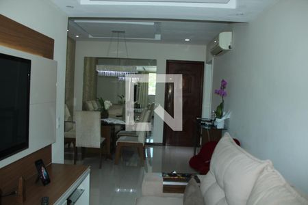 Sala de apartamento para alugar com 2 quartos, 80m² em Caonze, Nova Iguaçu