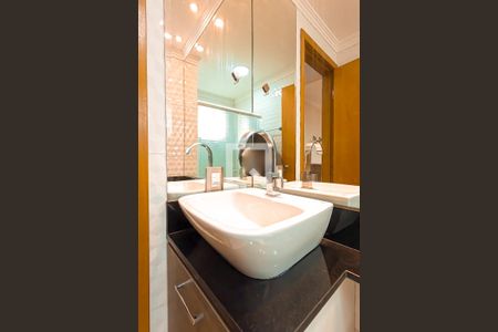 Apartamento para alugar com 65m², 2 quartos e 2 vagas Apartamento para alugar com 65m², 2 quartos e 2 vagasBanheiro da Suíte