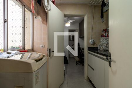 Apartamento à venda com 117m², 3 quartos e 1 vagaÁrea de Serviço