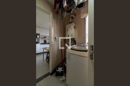 Apartamento à venda com 117m², 3 quartos e 1 vagaÁrea de Serviço